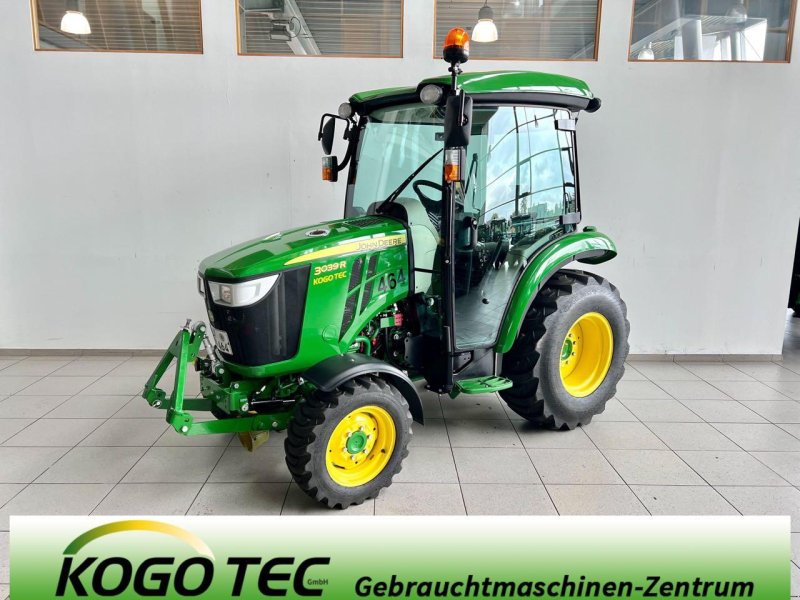 Kommunaltraktor des Typs John Deere 3039R, Gebrauchtmaschine in Neubeckum (Bild 1)