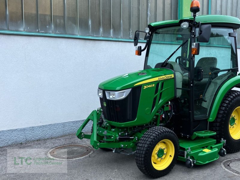 Kommunaltraktor des Typs John Deere 3046R, Vorführmaschine in Herzogenburg (Bild 1)