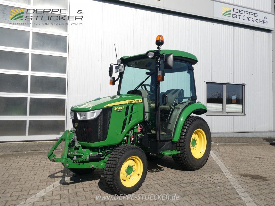 Kommunaltraktor Türe ait John Deere 3046R, Gebrauchtmaschine içinde Lauterberg/Barbis (resim 1)