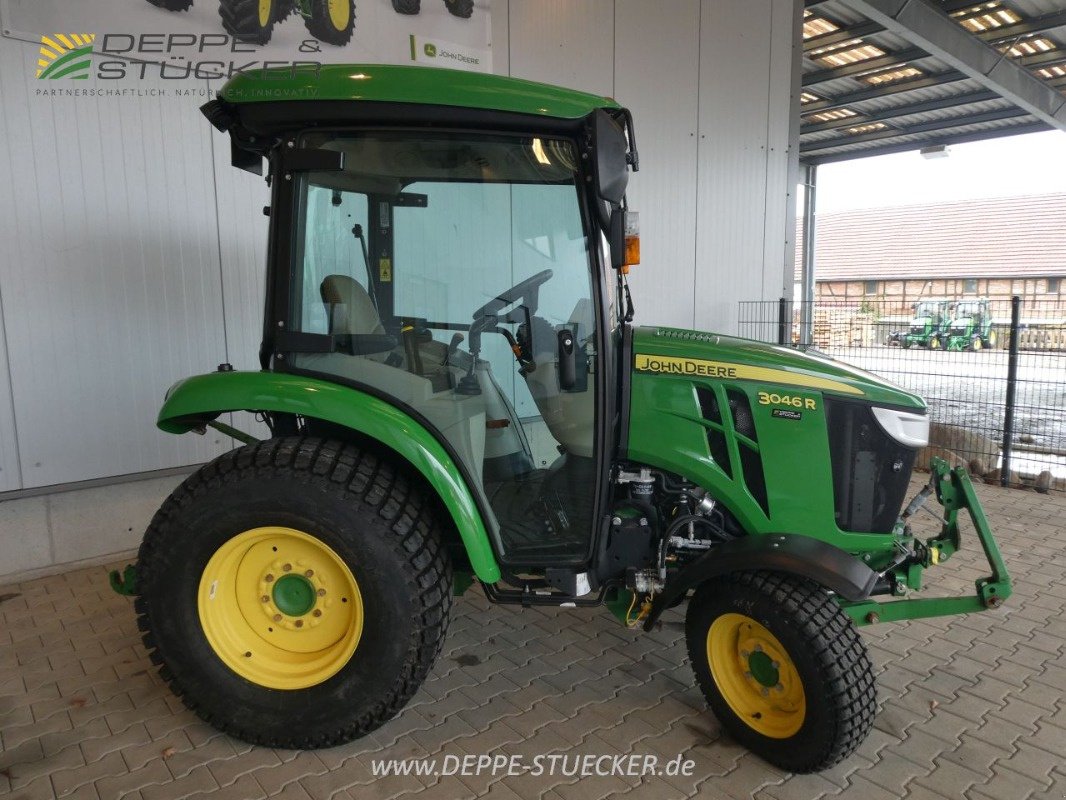 Kommunaltraktor des Typs John Deere 3046R, Gebrauchtmaschine in Lauterberg/Barbis (Bild 4)