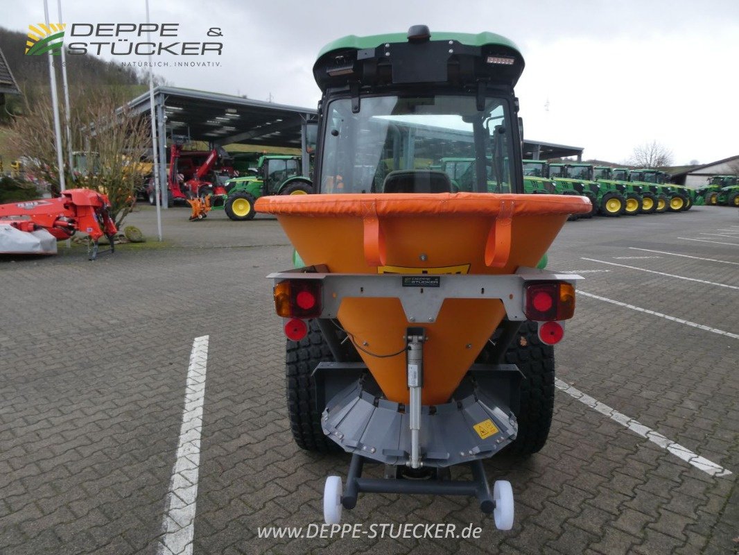 Kommunaltraktor des Typs John Deere 3046R, Gebrauchtmaschine in Lauterberg/Barbis (Bild 9)