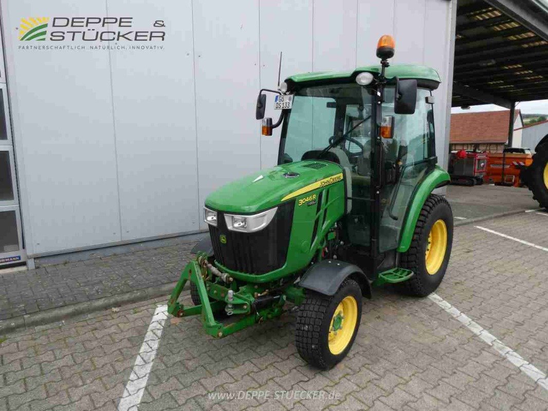 Kommunaltraktor van het type John Deere 3046R, Gebrauchtmaschine in Lauterberg/Barbis (Foto 9)