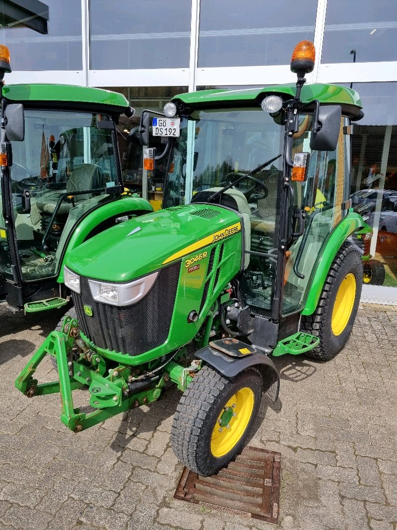 Kommunaltraktor van het type John Deere 3046R, Gebrauchtmaschine in Lauterberg/Barbis (Foto 1)