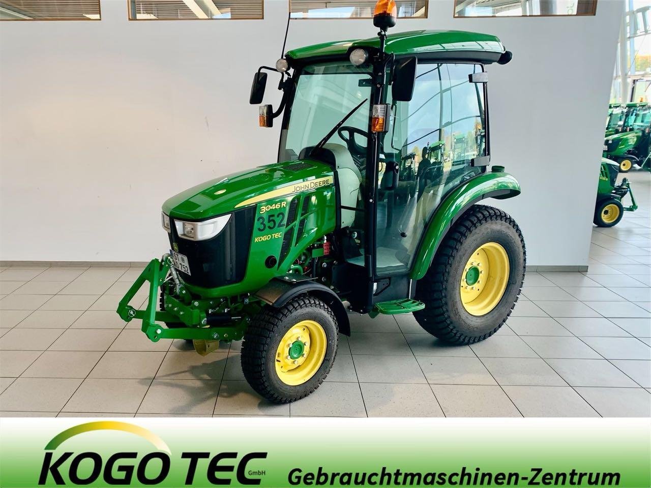 Kommunaltraktor del tipo John Deere 3046R, Gebrauchtmaschine In Neubeckum (Immagine 1)