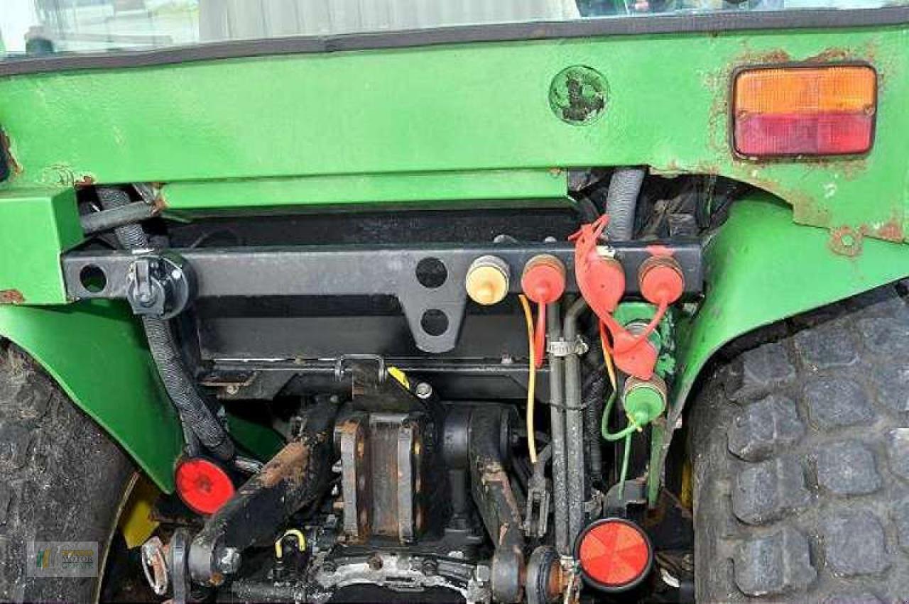 Kommunaltraktor Türe ait John Deere 3520 KOMPAKTTRAKTOR, Gebrauchtmaschine içinde Bredstedt (resim 3)