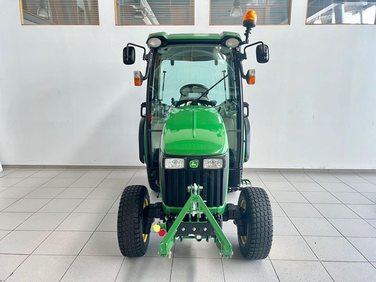 Kommunaltraktor tip John Deere 3520, Gebrauchtmaschine in Neubeckum (Poză 3)