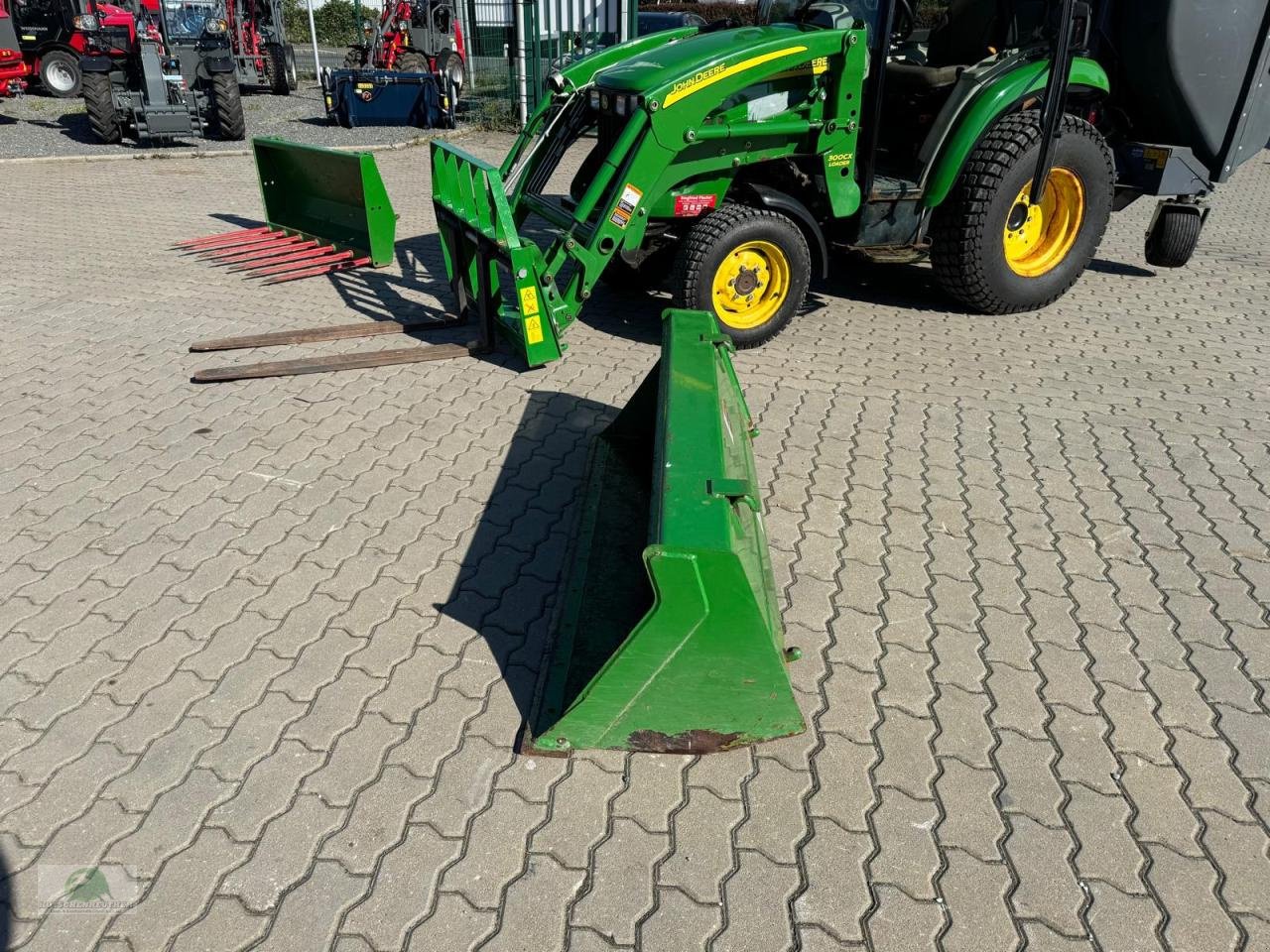 Kommunaltraktor του τύπου John Deere 3720, Gebrauchtmaschine σε Münchberg (Φωτογραφία 15)