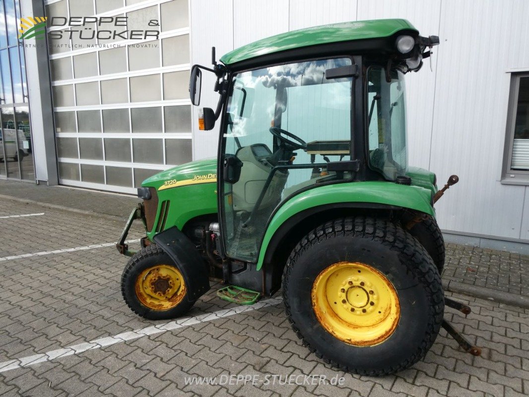 Kommunaltraktor typu John Deere 3720, Gebrauchtmaschine v Lauterberg/Barbis (Obrázek 3)