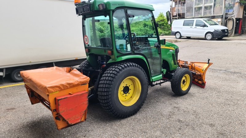 Kommunaltraktor typu John Deere 3720, Gebrauchtmaschine w Altendorf (Zdjęcie 4)