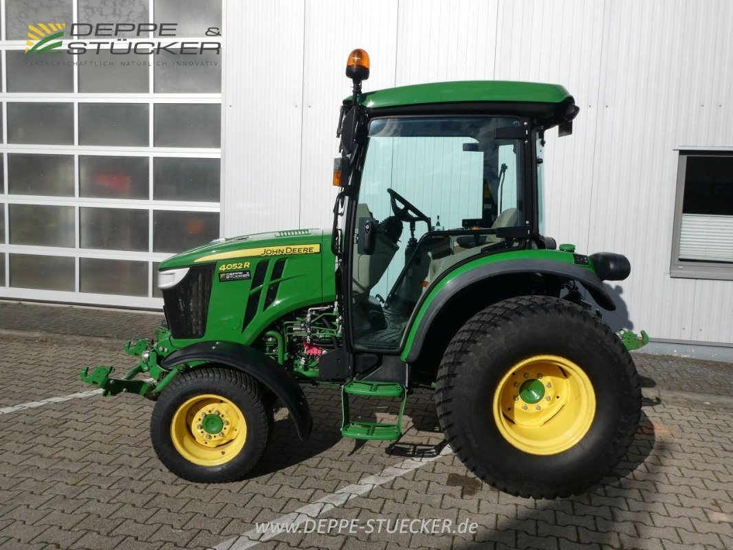 Kommunaltraktor typu John Deere 4052R, Gebrauchtmaschine w Lauterberg/Barbis (Zdjęcie 2)