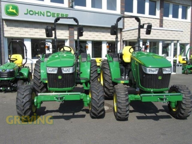 Kommunaltraktor van het type John Deere 4066M, Neumaschine in Wesseling-Berzdorf (Foto 7)