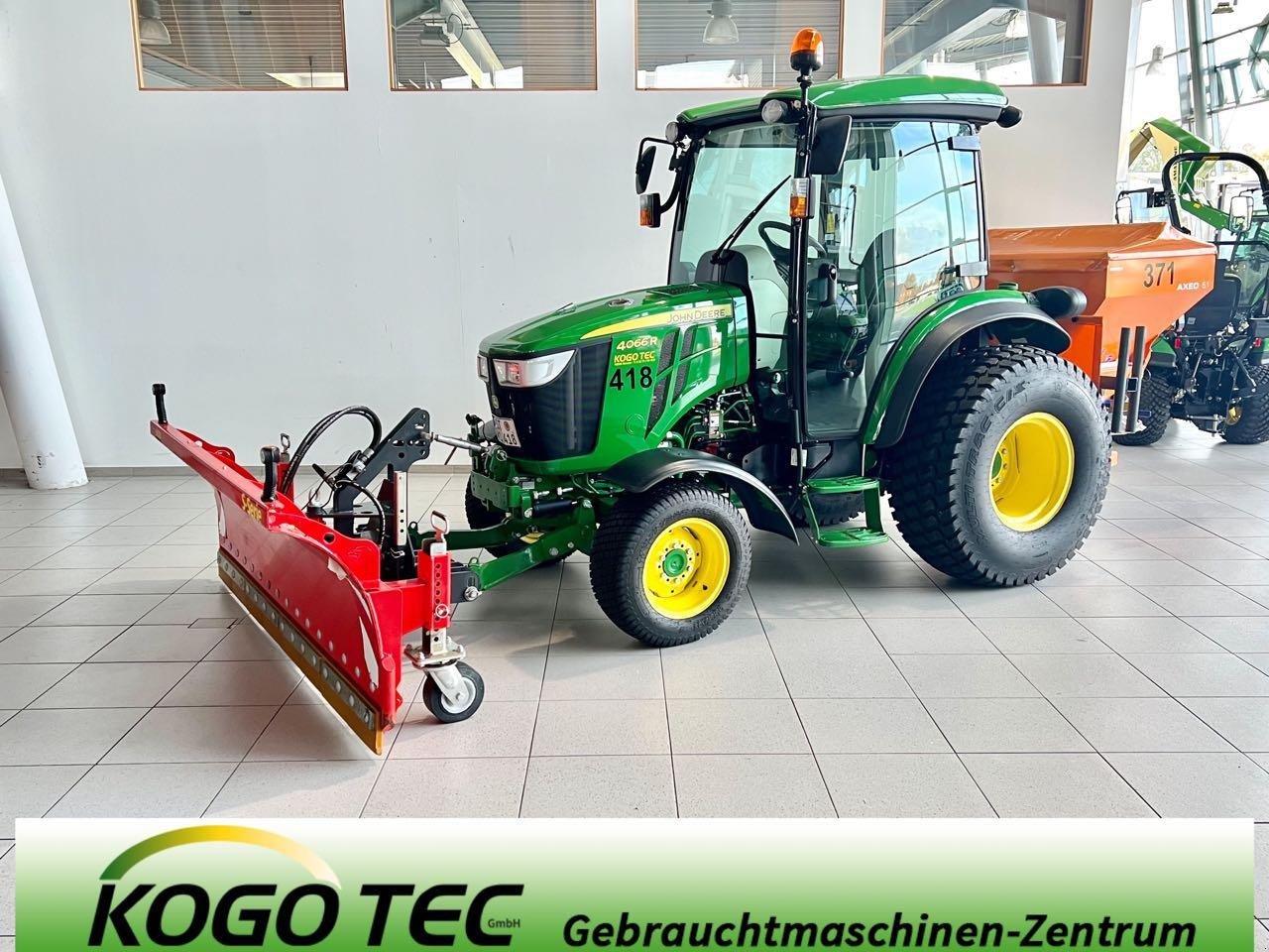 Kommunaltraktor Türe ait John Deere 4066R, Gebrauchtmaschine içinde Neubeckum (resim 1)