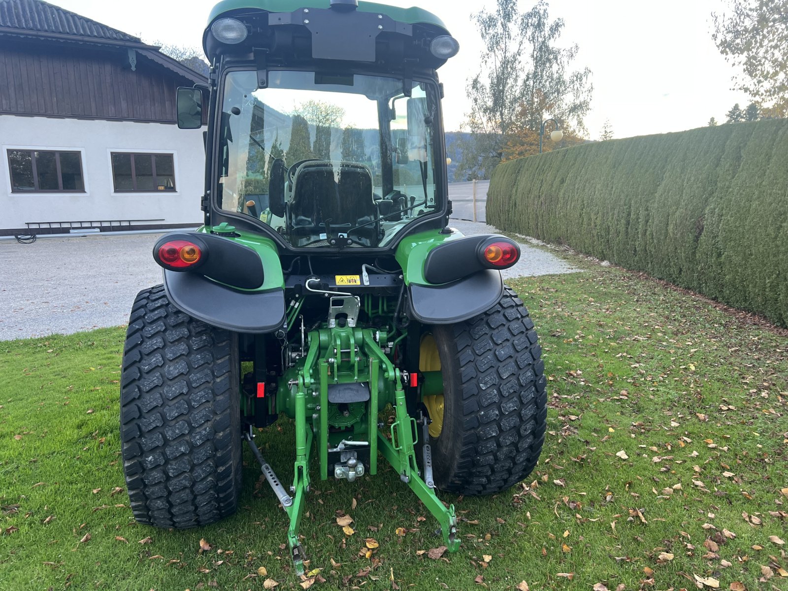 Kommunaltraktor tip John Deere 4066R, Gebrauchtmaschine in Mondsee (Poză 4)