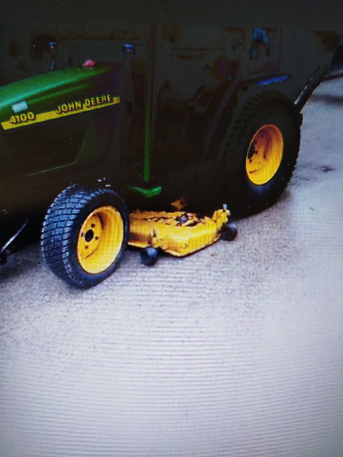 Kommunaltraktor typu John Deere 4100, Gebrauchtmaschine v Weitramsdorf (Obrázek 2)