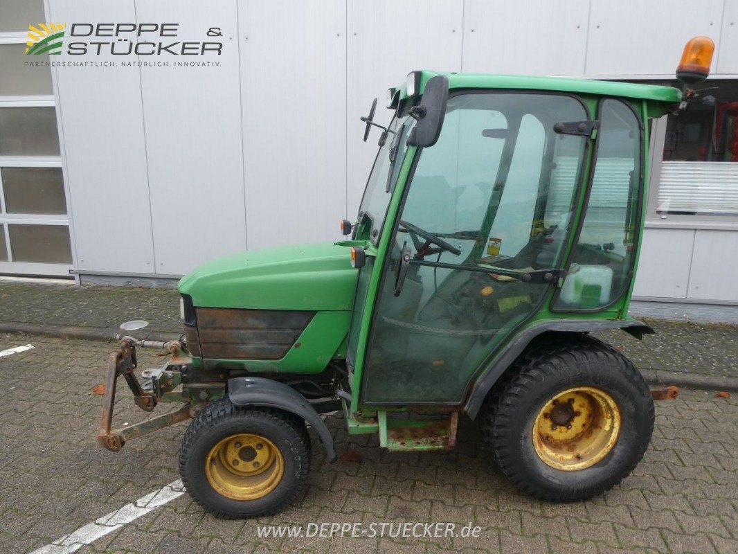 Kommunaltraktor des Typs John Deere 4110, Gebrauchtmaschine in Lauterberg/Barbis (Bild 2)