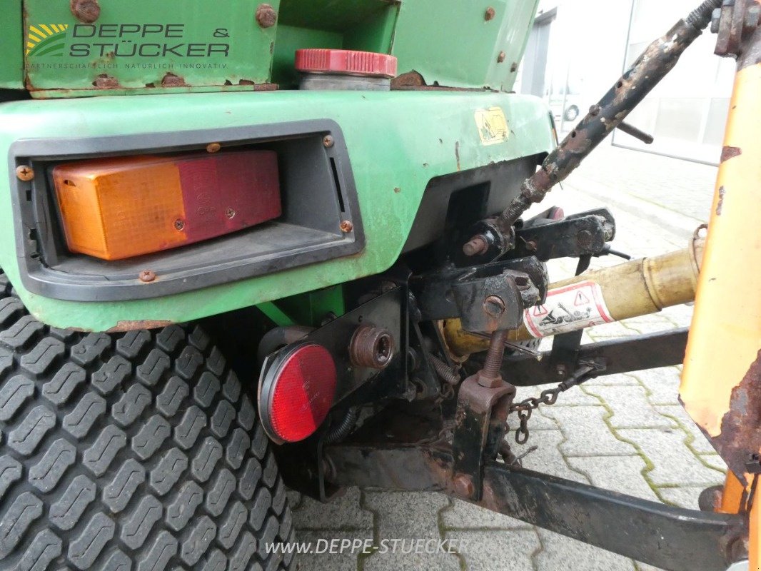 Kommunaltraktor typu John Deere 415, Gebrauchtmaschine v Lauterberg/Barbis (Obrázek 13)