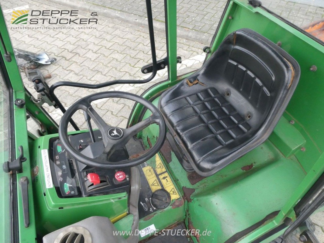 Kommunaltraktor Türe ait John Deere 415, Gebrauchtmaschine içinde Lauterberg/Barbis (resim 22)