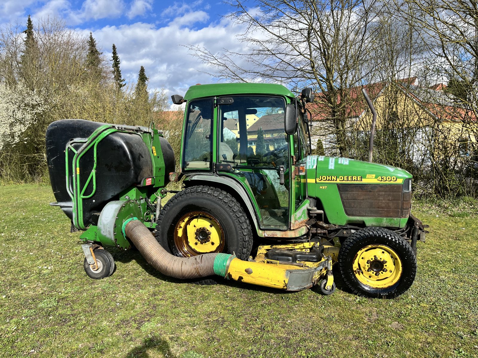 Kommunaltraktor типа John Deere 4300 HST, Gebrauchtmaschine в Tagmersheim (Фотография 1)