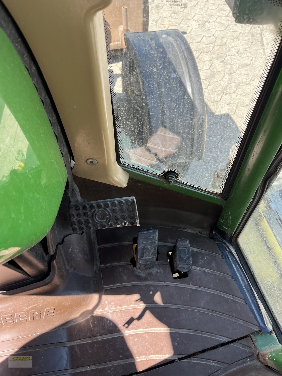 Kommunaltraktor du type John Deere 4400, Gebrauchtmaschine en Söchtenau (Photo 17)