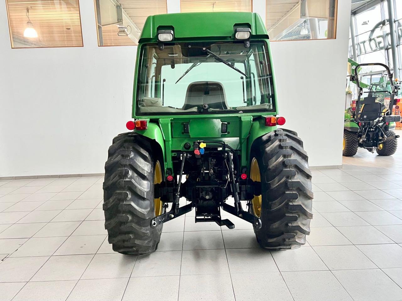 Kommunaltraktor tip John Deere 4700, Gebrauchtmaschine in Neubeckum (Poză 4)