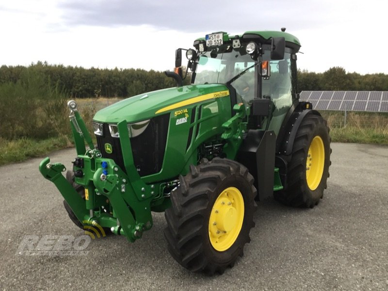 Kommunaltraktor des Typs John Deere 5120ML, Gebrauchtmaschine in Edewecht (Bild 1)