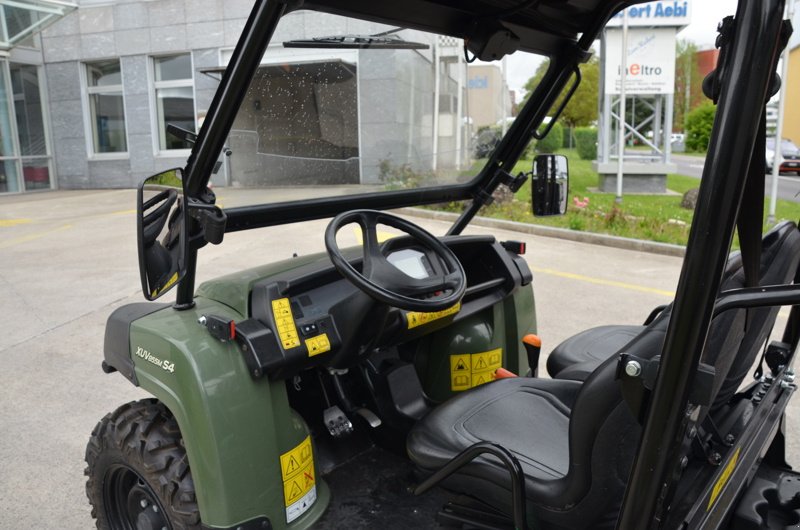 Kommunaltraktor a típus John Deere 855M-S4 (4 Plätzer), Neumaschine ekkor: Regensdorf (Kép 5)