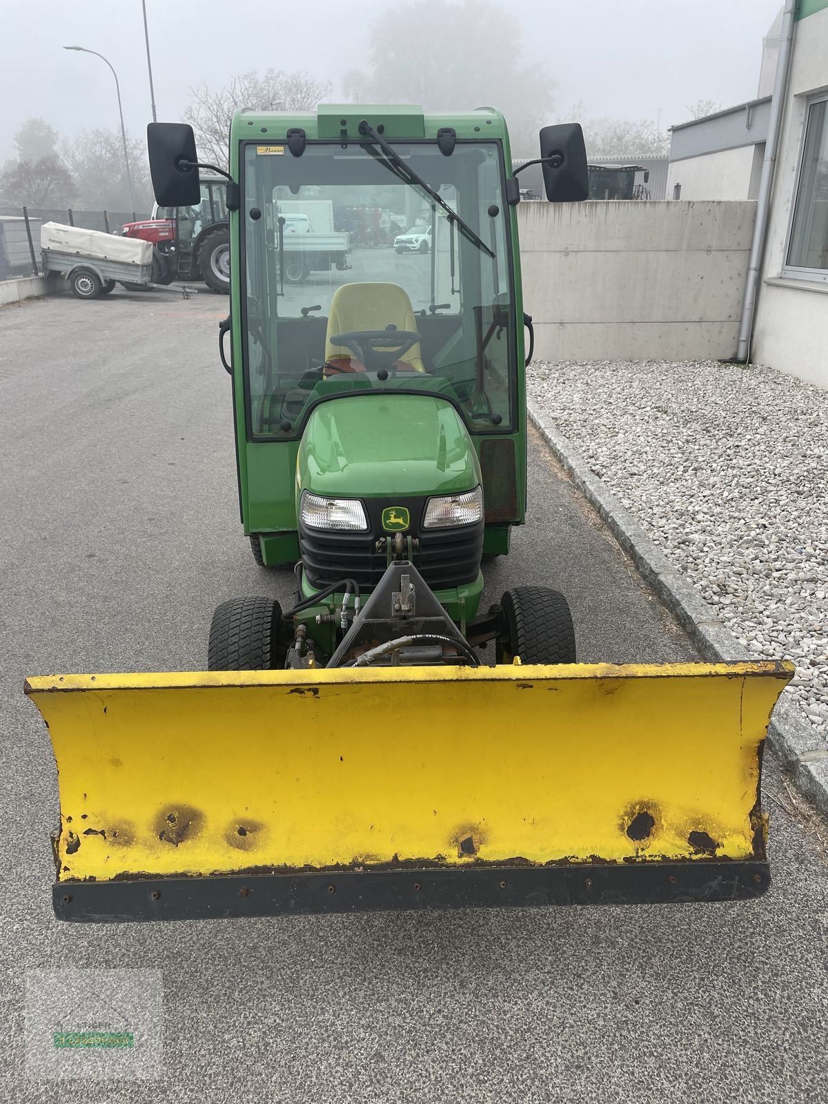 Kommunaltraktor des Typs John Deere X495, Gebrauchtmaschine in Mattersburg (Bild 2)