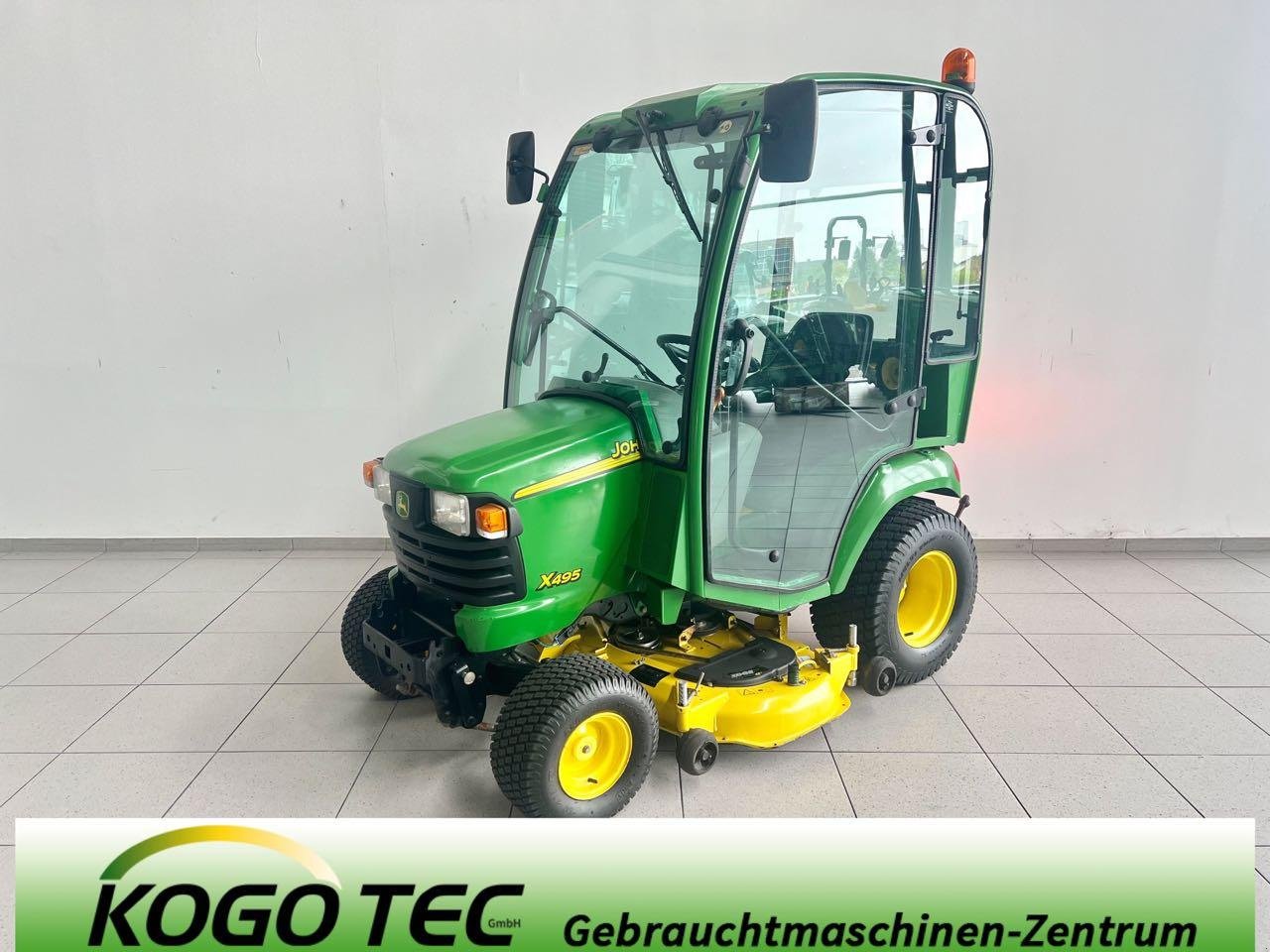 Kommunaltraktor du type John Deere X495, Gebrauchtmaschine en Neubeckum (Photo 1)