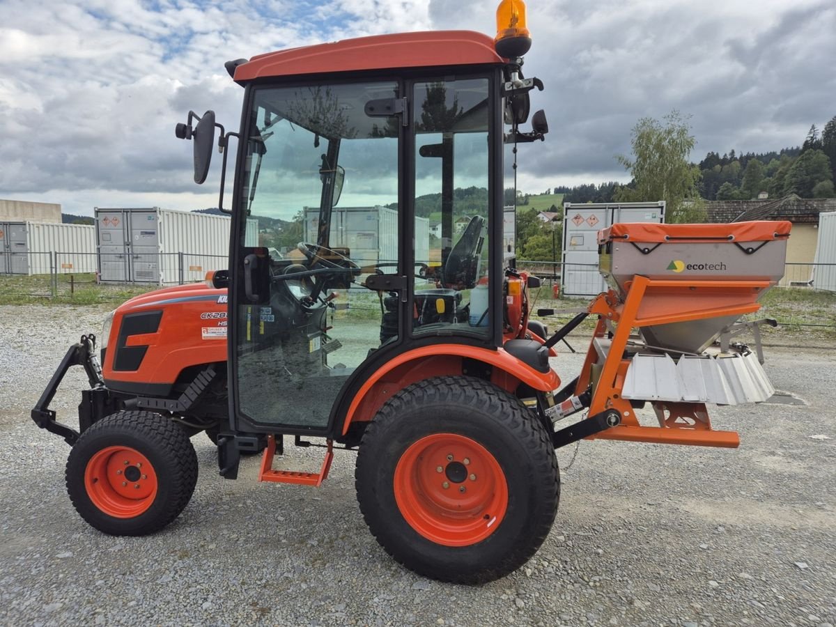 Kommunaltraktor του τύπου Kioti CK 2810 HST Traktor Winterdienst Streuer Kabine, Gebrauchtmaschine σε Aigen-Schlägl (Φωτογραφία 3)