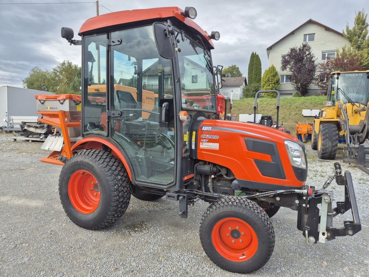 Kommunaltraktor Türe ait Kioti CK 2810 HST Traktor Winterdienst Streuer Kabine, Gebrauchtmaschine içinde Aigen-Schlägl (resim 10)