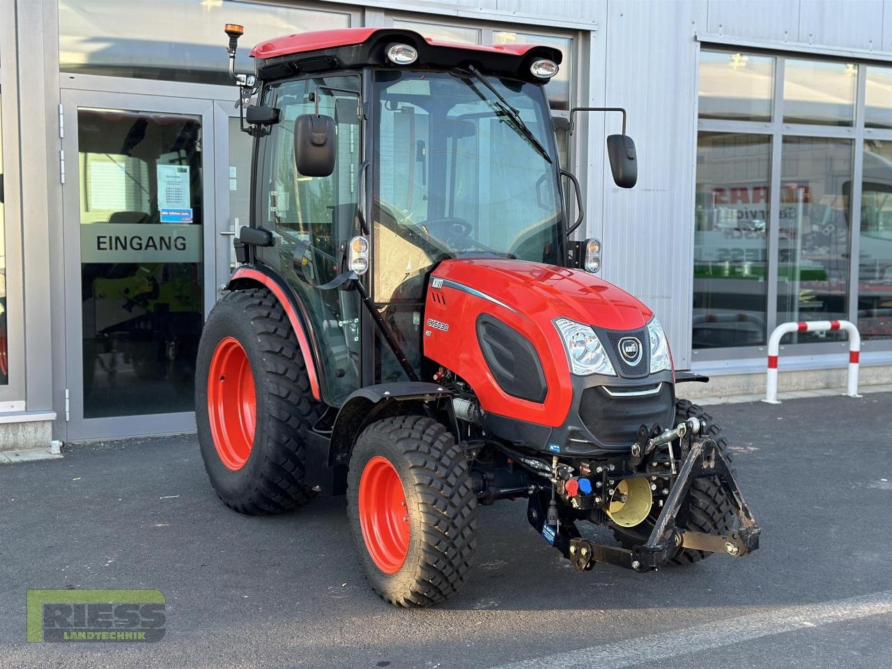 Kommunaltraktor del tipo Kioti CK 5030 CH + 6 x Anbaugeräte, Gebrauchtmaschine In Homberg (Ohm) - Maulbach (Immagine 21)