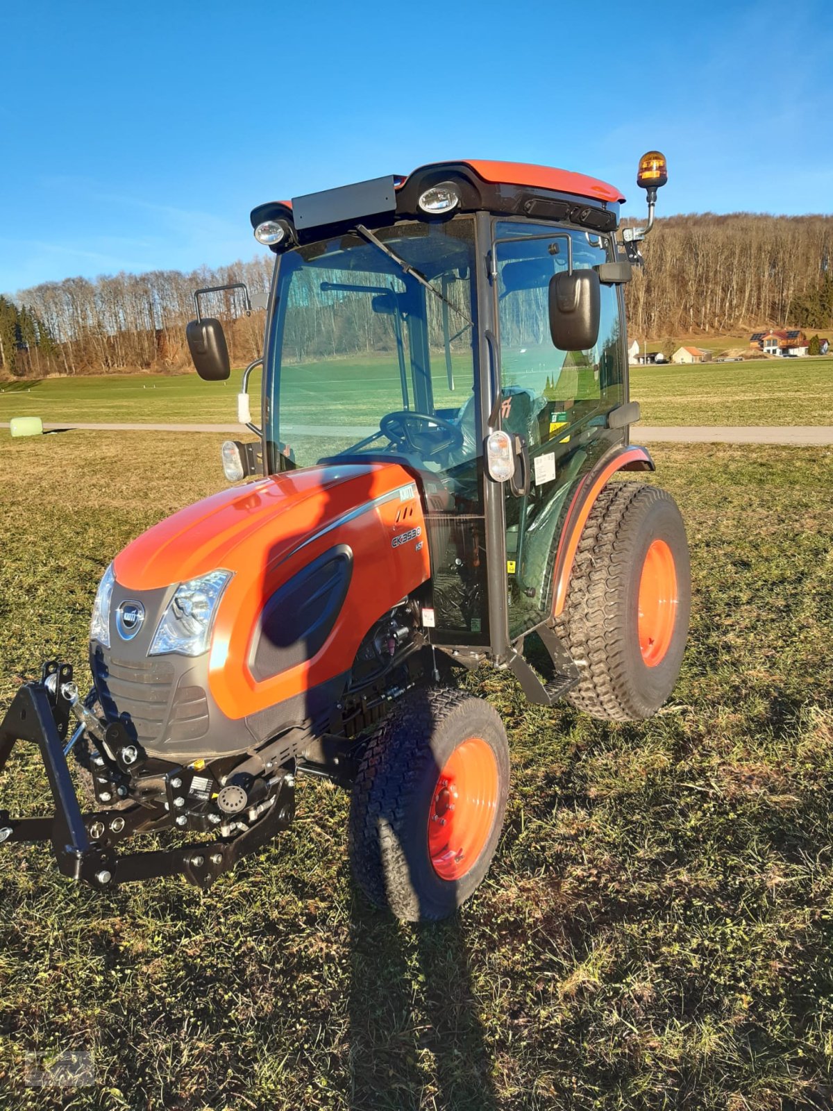 Kommunaltraktor of the type Kioti CK3530, Neumaschine in Ettringen OT Siebnach (Picture 1)