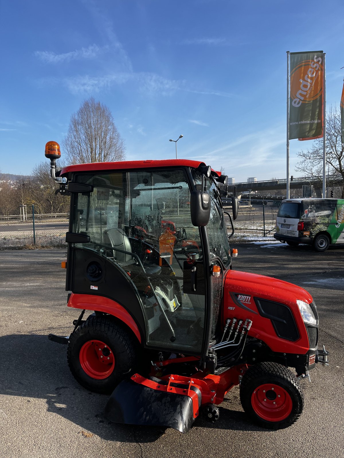 Kommunaltraktor del tipo Kioti CS2520H, Neumaschine en Ulm (Söflingen) (Imagen 4)