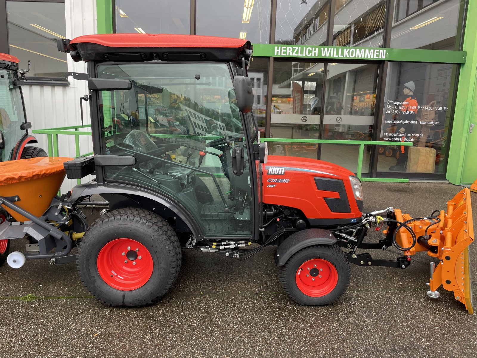 Kommunaltraktor typu Kioti CX2510CH-EU, Neumaschine w Esslingen (Sirnau) (Zdjęcie 3)