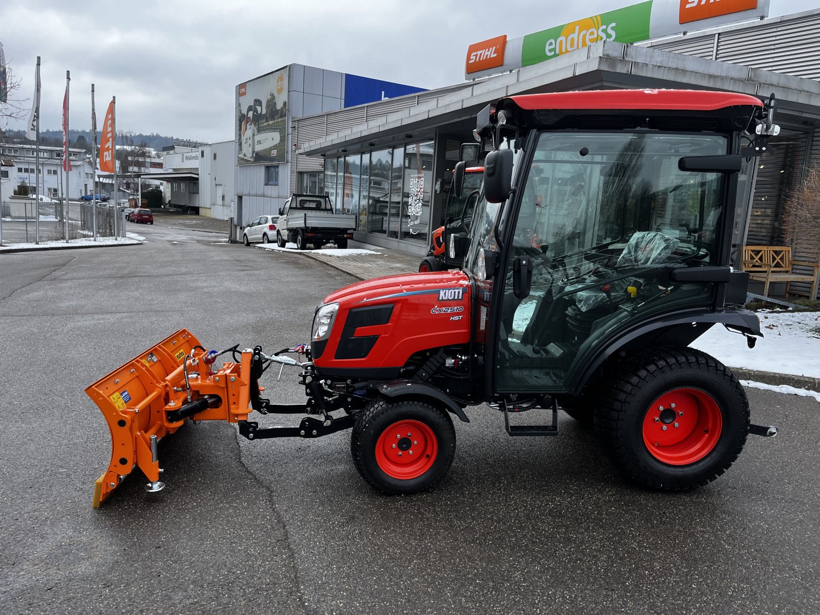 Kommunaltraktor tipa Kioti CX2510CH, Neumaschine u Esslingen (Sirnau) (Slika 3)