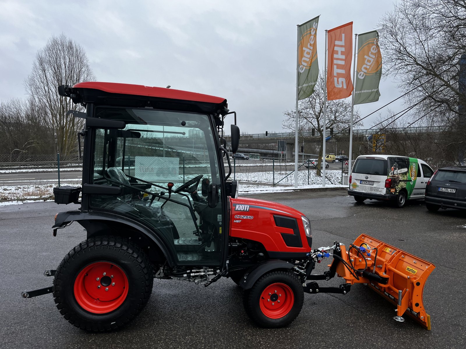 Kommunaltraktor tipa Kioti CX2510CH, Neumaschine u Esslingen (Sirnau) (Slika 5)