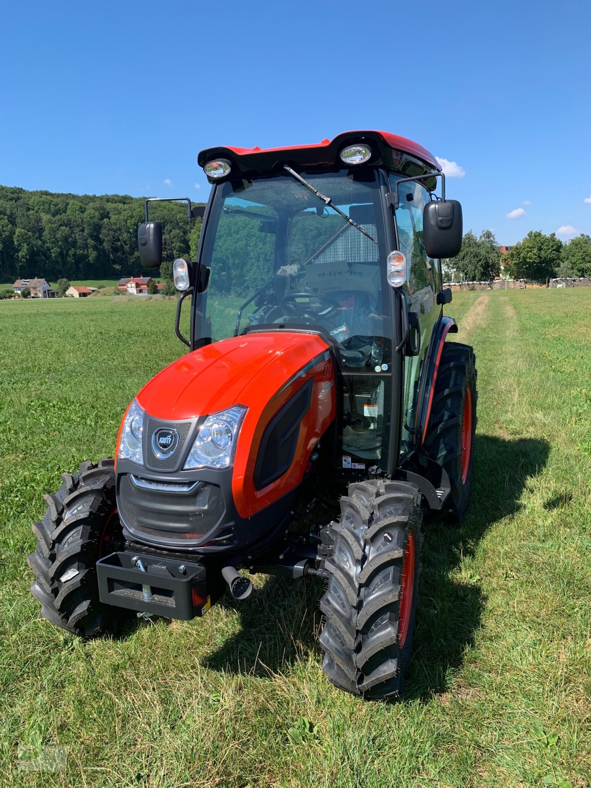 Kommunaltraktor del tipo Kioti DK 6020, Neumaschine en Ettringen OT Siebnach (Imagen 1)