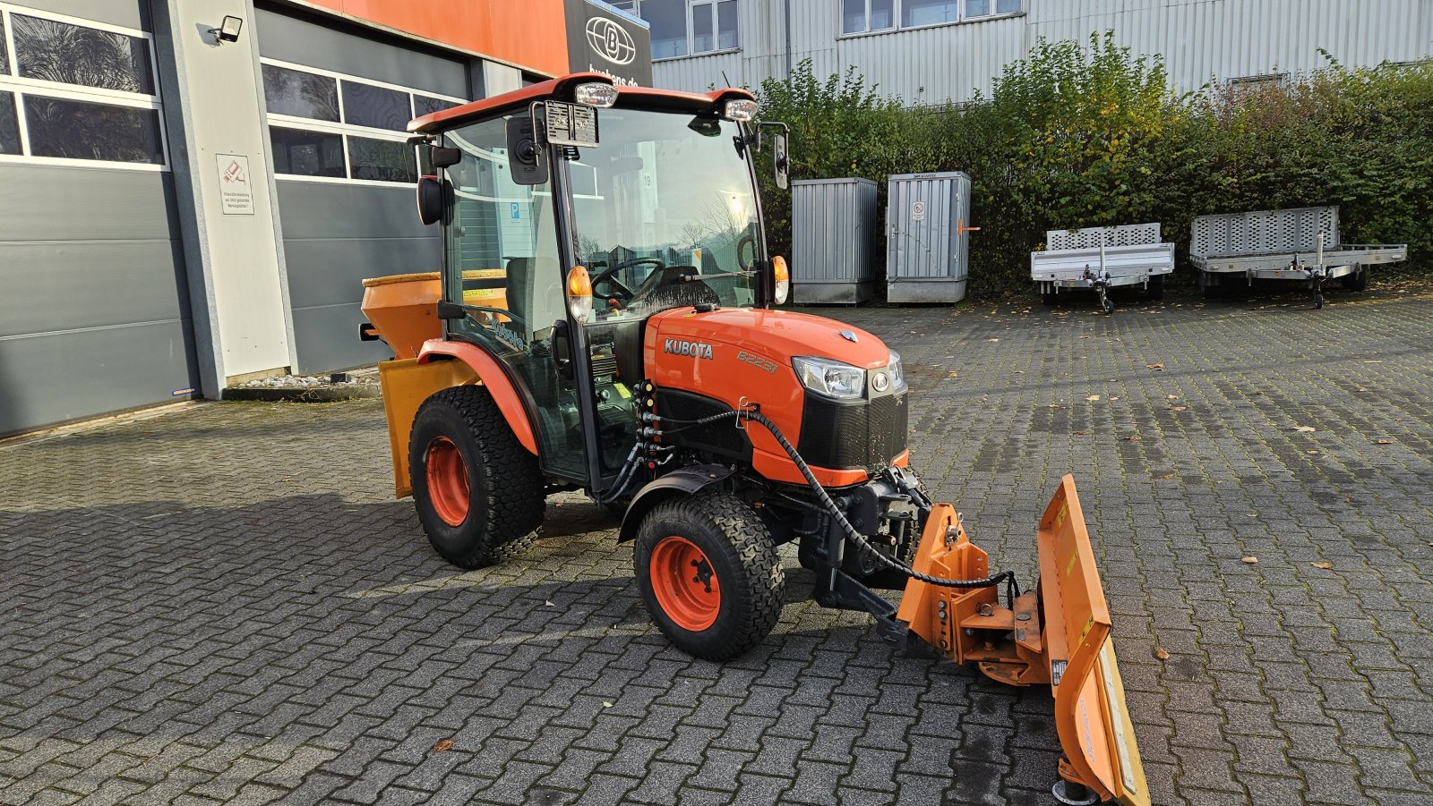 Kommunaltraktor du type Kubota B 2231 Winterdienst, Gebrauchtmaschine en Olpe (Photo 5)