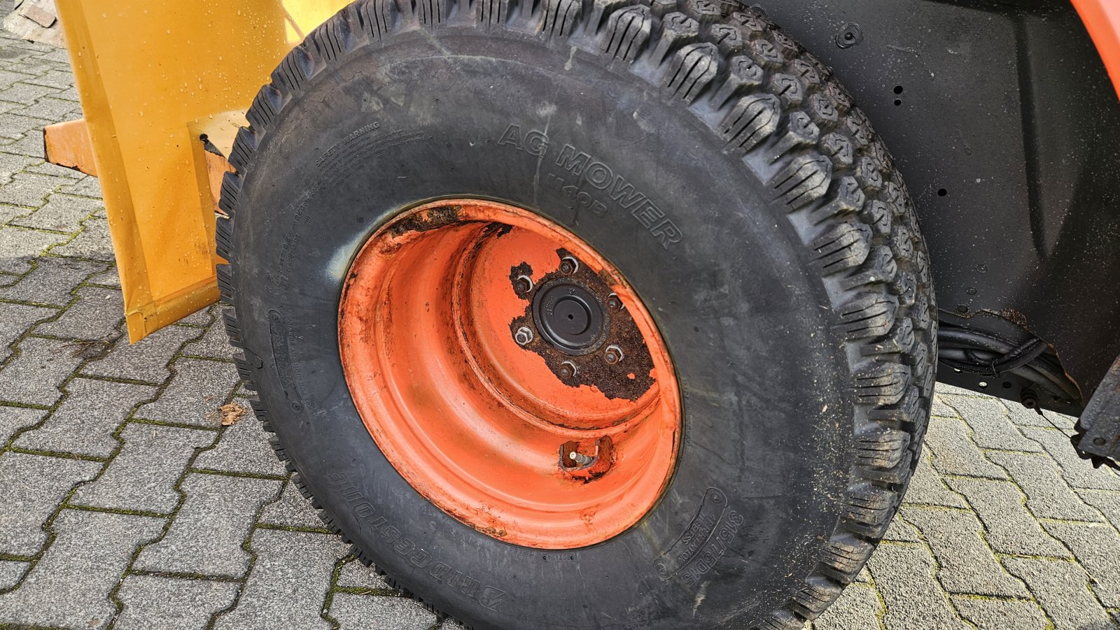 Kommunaltraktor du type Kubota B 2231 Winterdienst, Gebrauchtmaschine en Olpe (Photo 9)