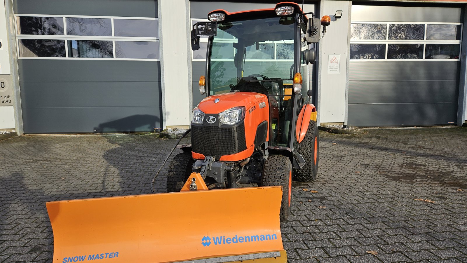 Kommunaltraktor du type Kubota B 2231 Winterdienst, Gebrauchtmaschine en Olpe (Photo 14)