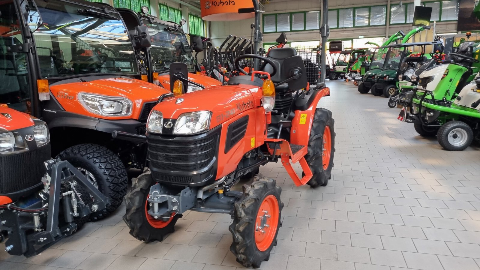 Kommunaltraktor typu Kubota B1-241 99cm Aussenbreite, Neumaschine v Olpe (Obrázok 5)