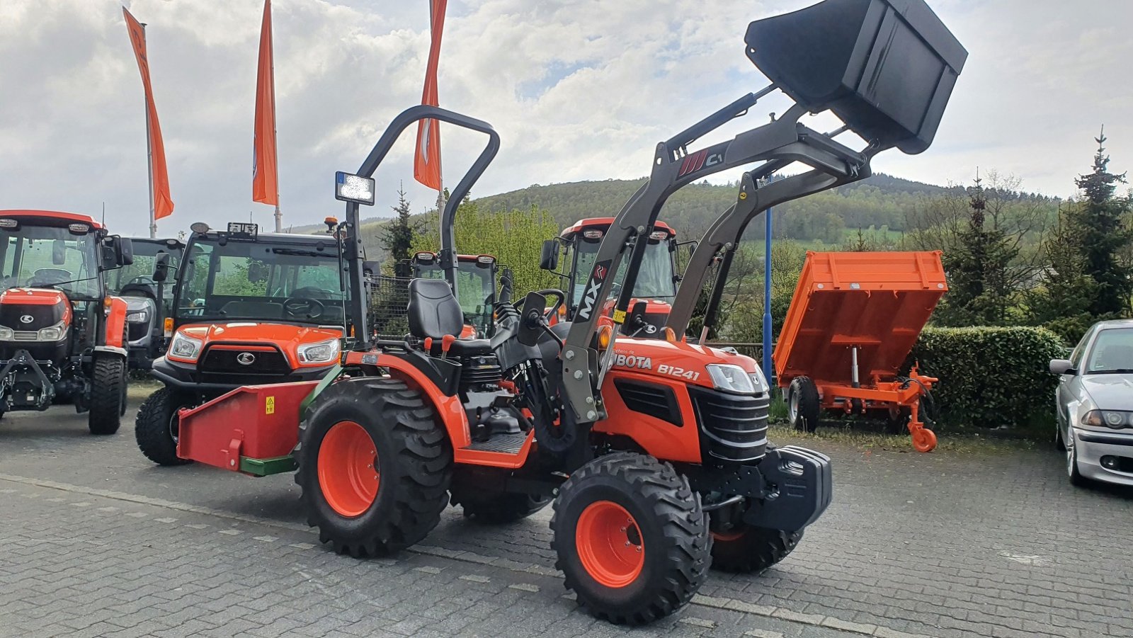 Kommunaltraktor Türe ait Kubota B1241, Neumaschine içinde Olpe (resim 12)