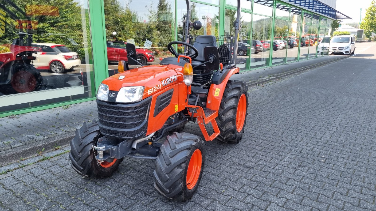 Kommunaltraktor Türe ait Kubota B1241, Gebrauchtmaschine içinde Olpe (resim 5)