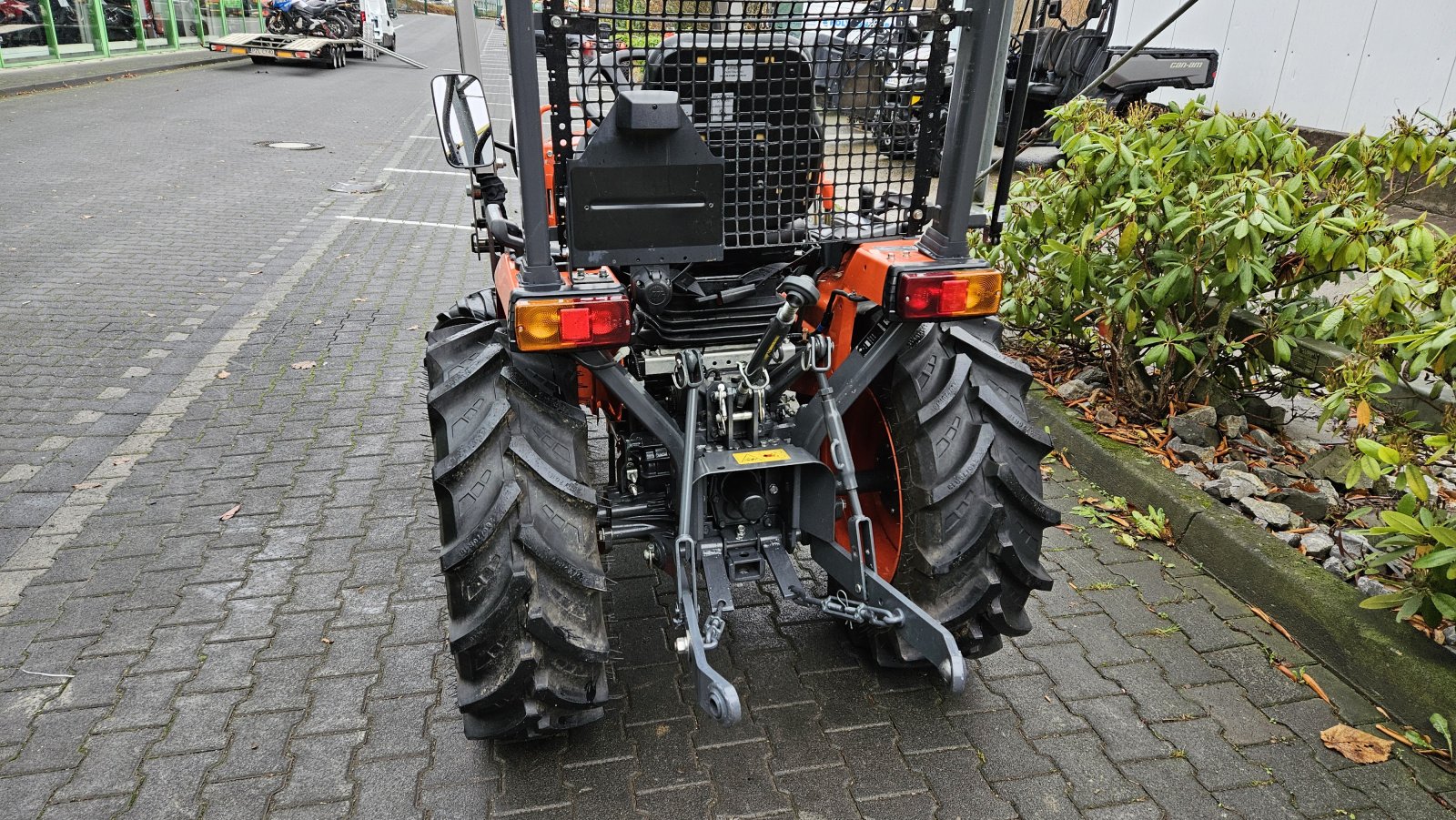 Kommunaltraktor des Typs Kubota B1241, Gebrauchtmaschine in Olpe (Bild 5)