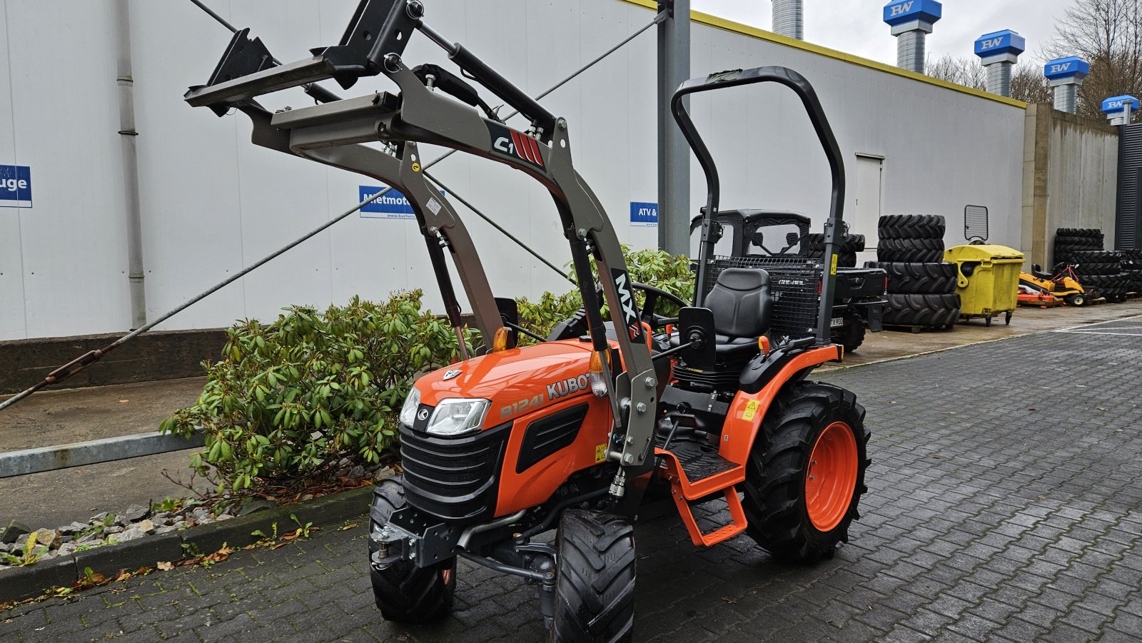 Kommunaltraktor des Typs Kubota B1241, Gebrauchtmaschine in Olpe (Bild 11)