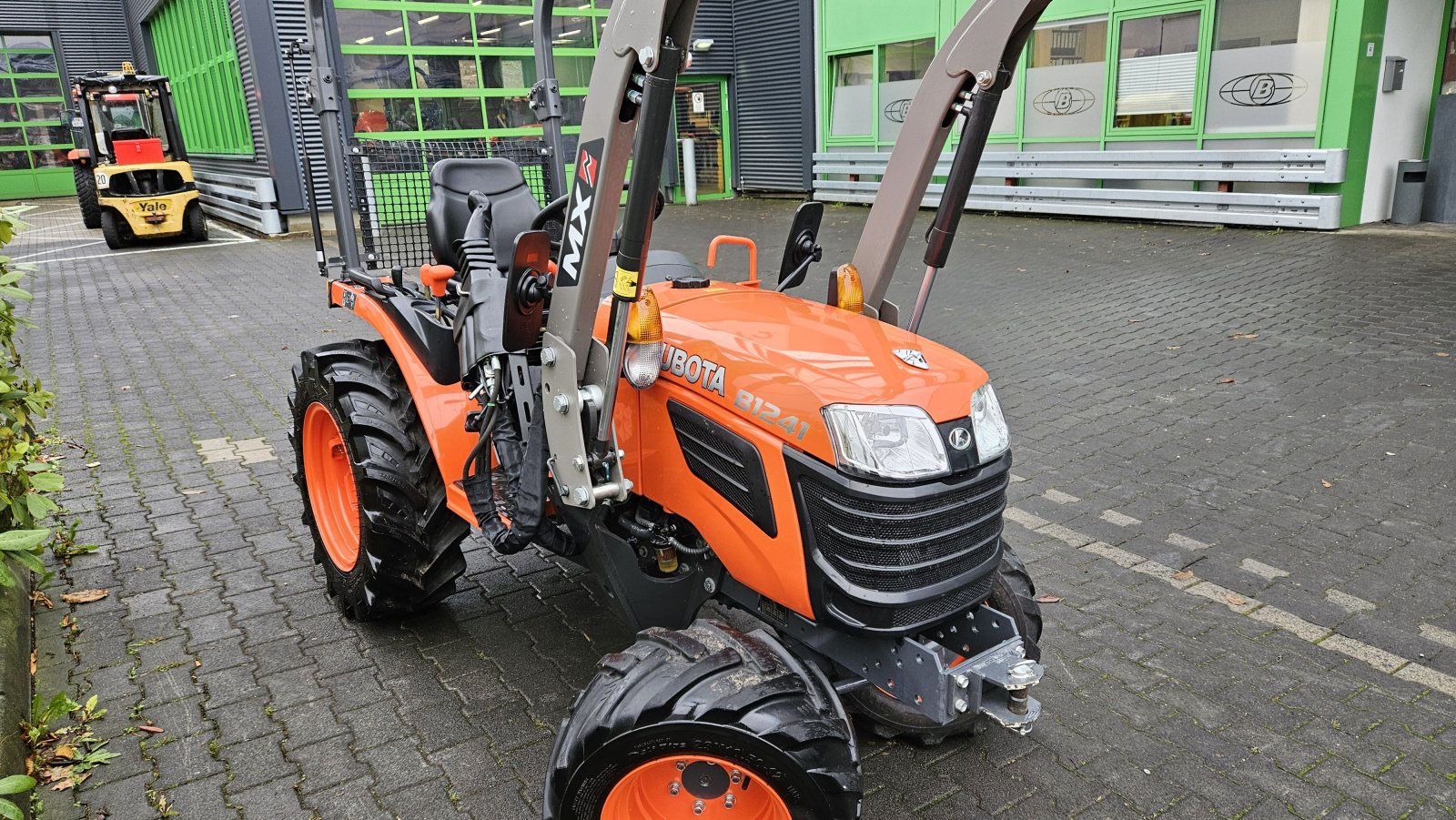 Kommunaltraktor des Typs Kubota B1241, Gebrauchtmaschine in Olpe (Bild 15)