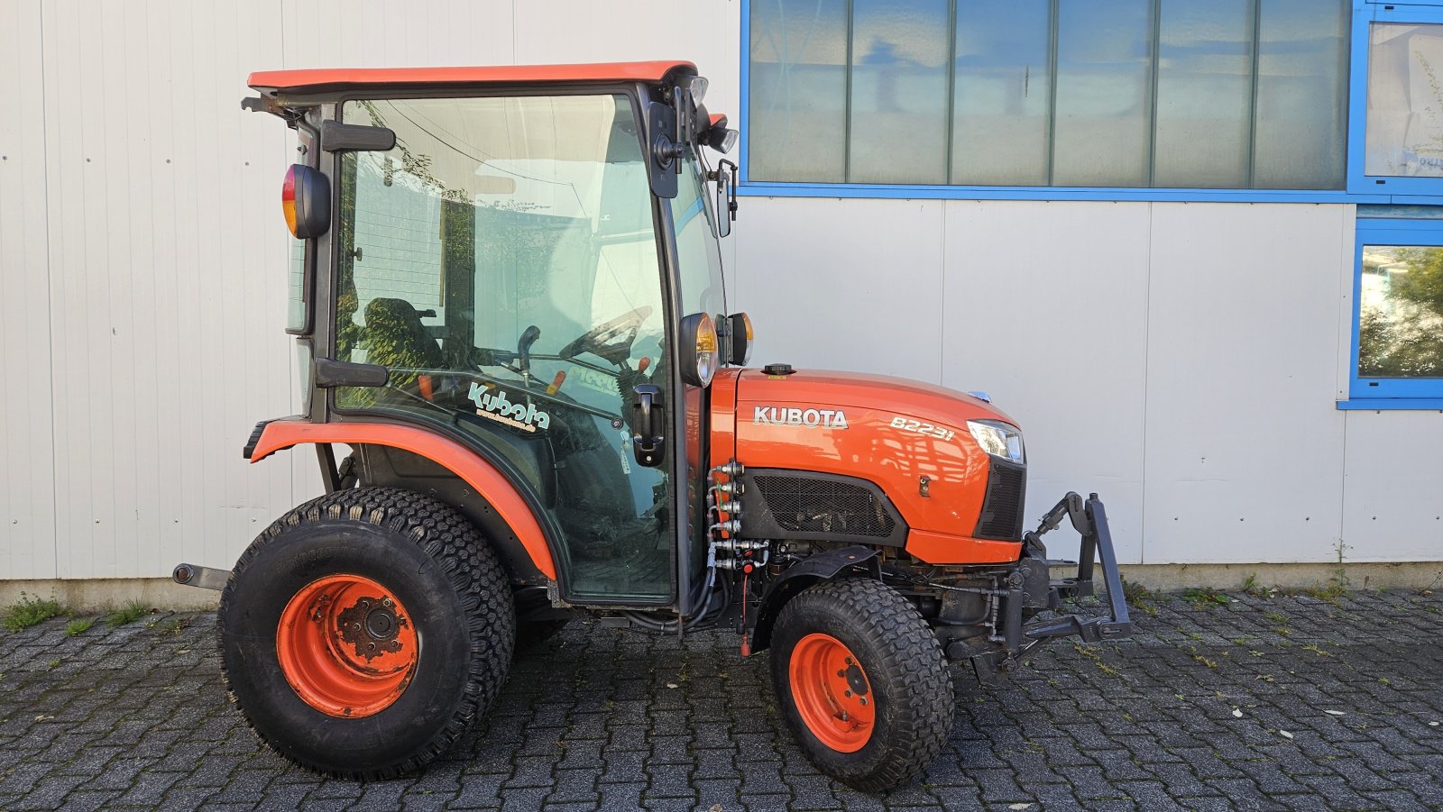 Kommunaltraktor του τύπου Kubota B2-231, Gebrauchtmaschine σε Olpe (Φωτογραφία 2)