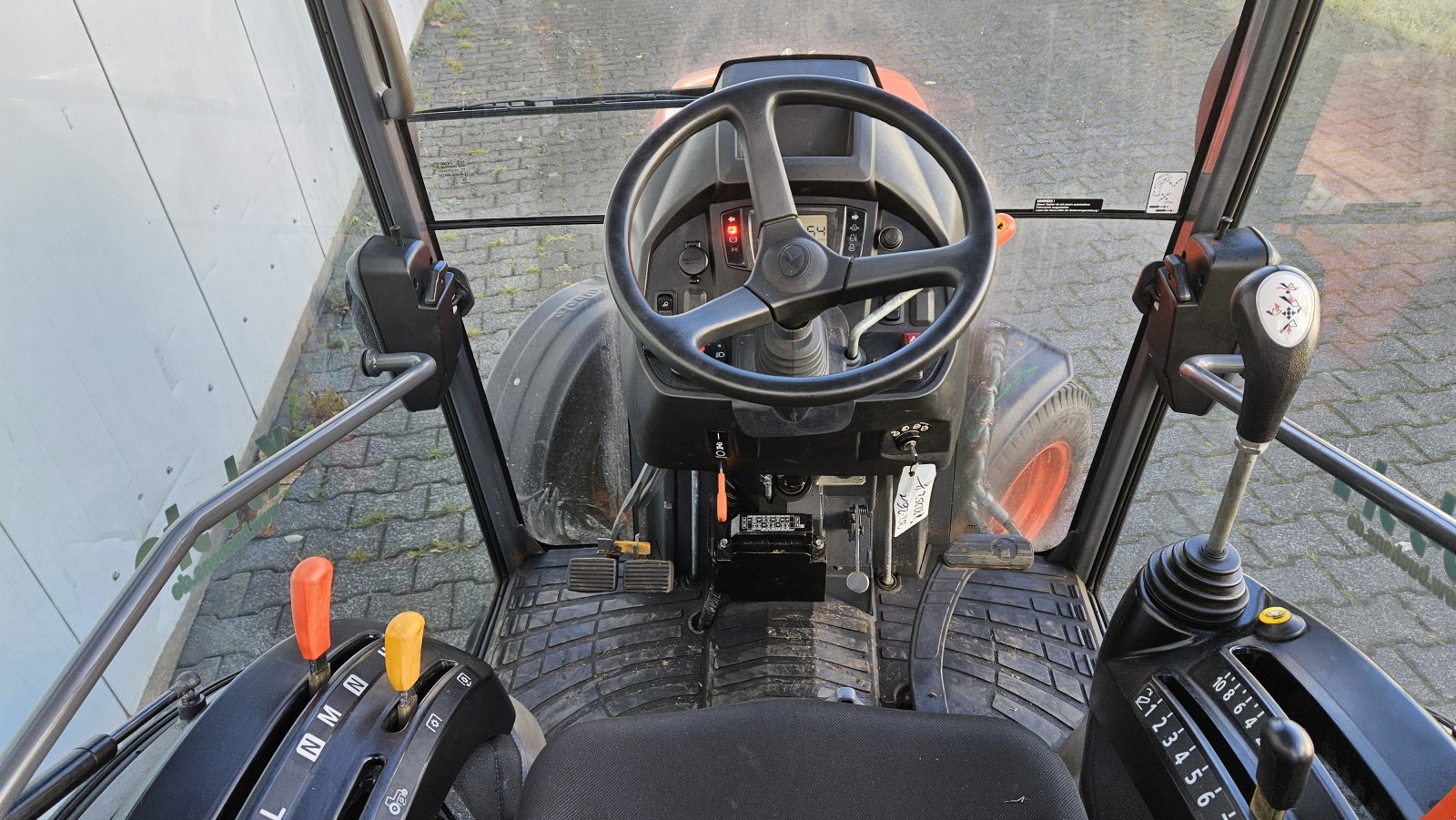 Kommunaltraktor van het type Kubota B2-231, Gebrauchtmaschine in Olpe (Foto 9)