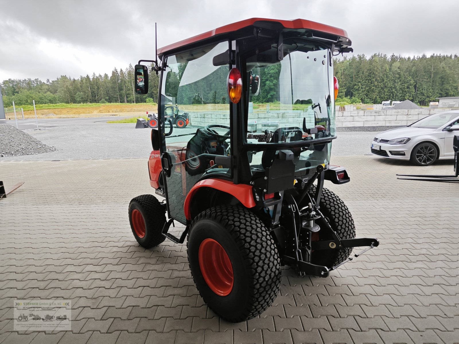 Kommunaltraktor des Typs Kubota B2-261 H CAB, Neumaschine in Eging am See (Bild 5)