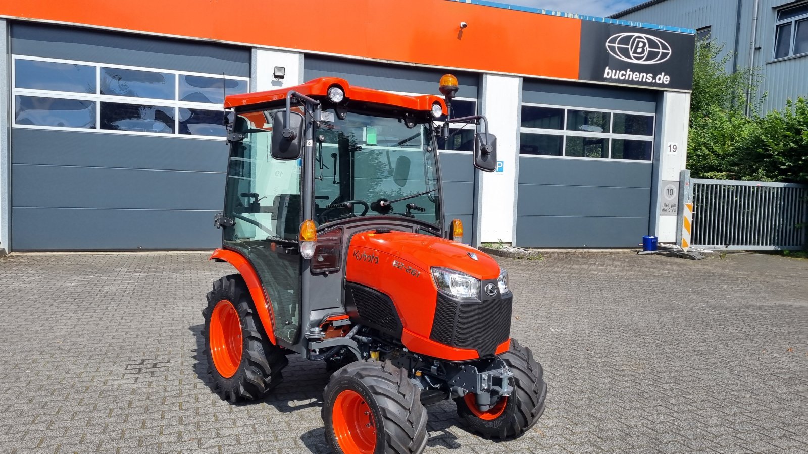 Kommunaltraktor typu Kubota B2-261 H, Neumaschine v Olpe (Obrázek 1)